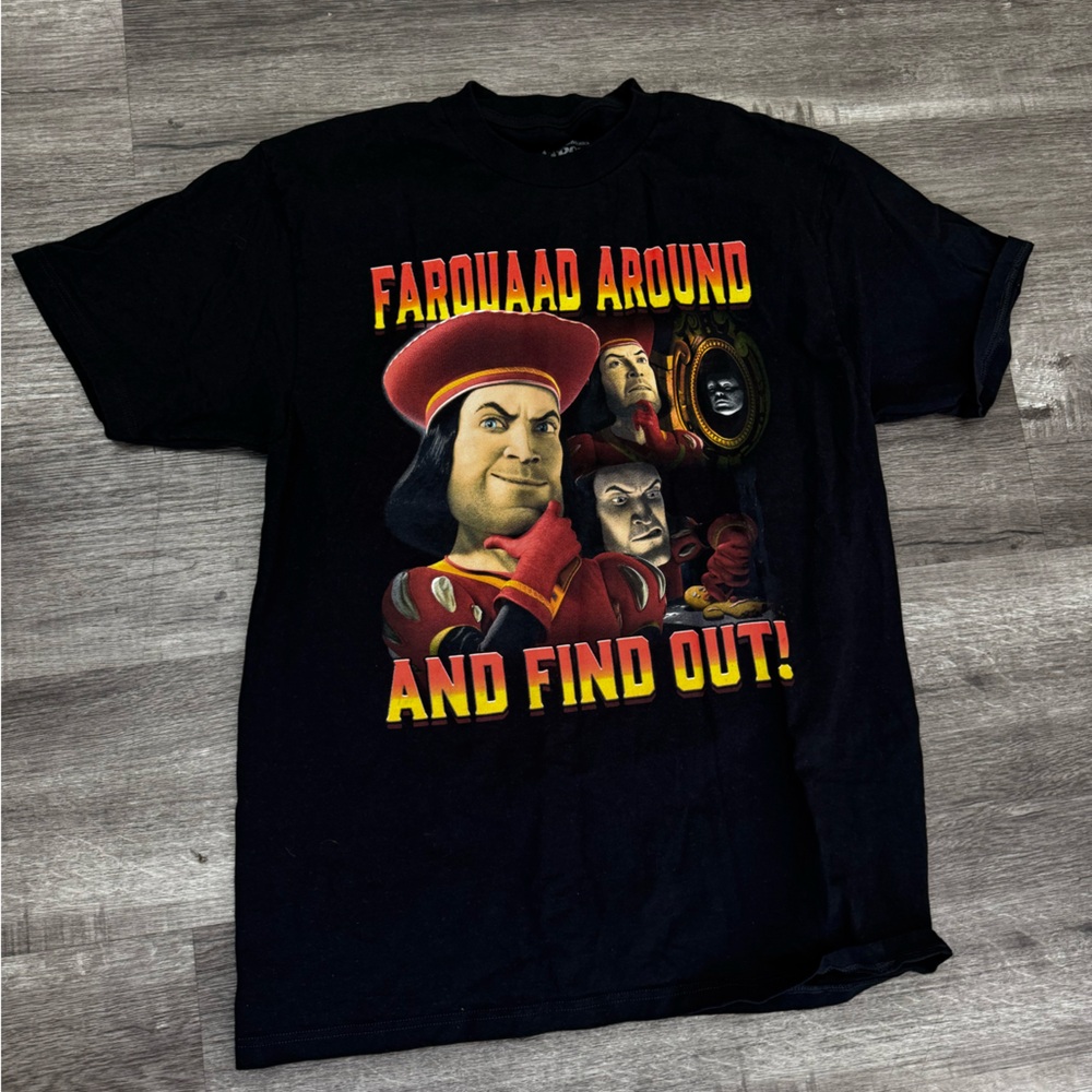 Dreamworks Black Short Sleeve Graphic Tee with Red and Yellow Print